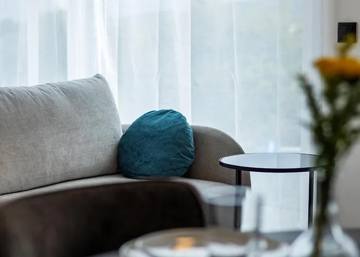 Cozy Living "schiele" - Direct To